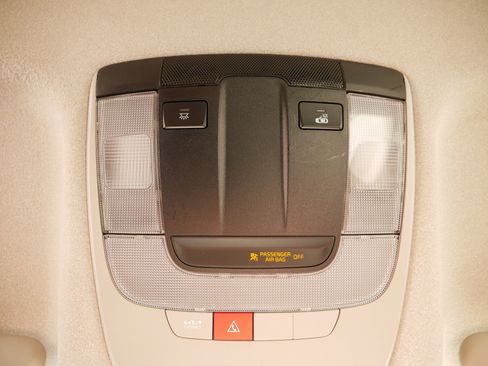 Certified 2023 Kia Niro EX image 33