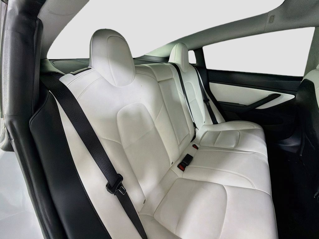 Used 2020 Tesla Model 3 RWD image 28