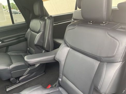 New 2026 Ford Expedition Max Platinum AWD/4WD image 19