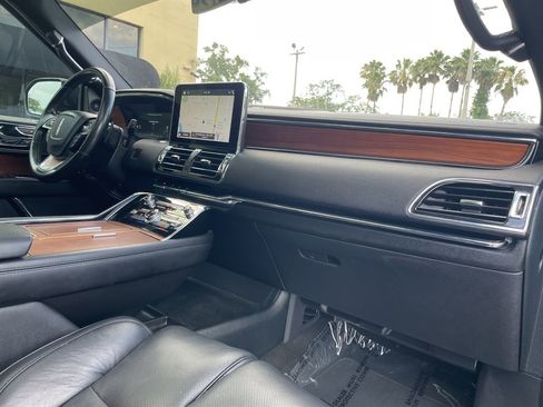 Used 2019 Lincoln Navigator L Reserve AWD/4WD image 35