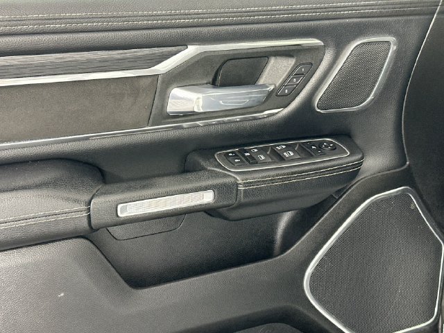 Used 2023 RAM 1500 Laramie AWD/4WD image 23