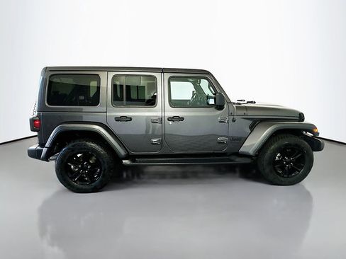 Used 2021 Jeep Wrangler Unlimited Sahara image 8