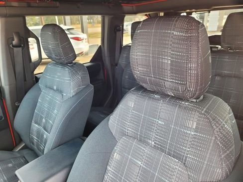 Used 2024 Ford Bronco Heritage Edition image 33