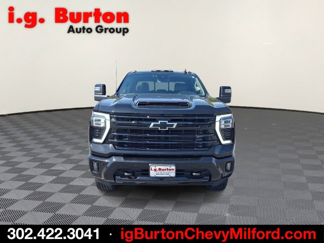 Used 2024 Chevrolet Silverado 3500 LTZ w/ LTZ Plus Package AWD/4WD image 2