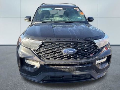 Used 2021 Ford Explorer ST w/ ST Street Pack image 6