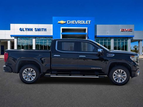 Used 2025 GMC Sierra 1500 Denali w/ Technology Package AWD/4WD image 6