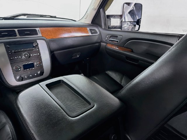 Used 2008 GMC Sierra 2500 SLT w/ Convenience Package AWD/4WD image 22