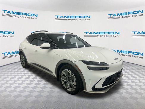 Used 2024 Genesis GV60 RWD image 7