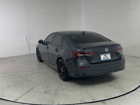 Used 2025 Honda Civic Sport image 3