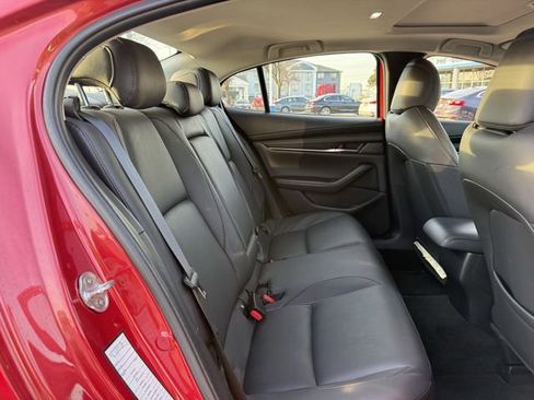 Used 2025 MAZDA MAZDA3 s image 32