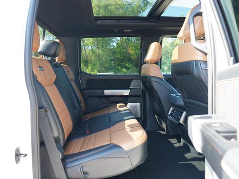 Used 2023 Ford F250 Platinum AWD/4WD image 12