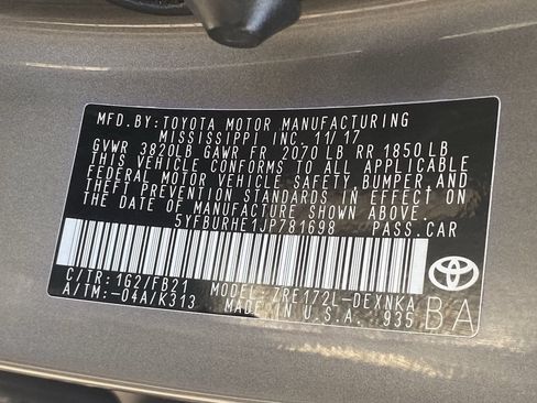 Used 2018 Toyota Corolla LE w/ LE Premium Package FWD image 32