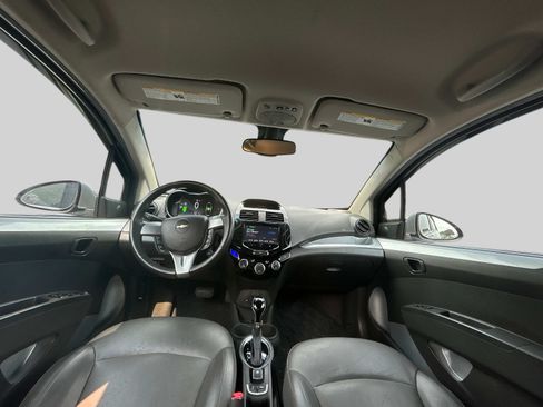 Used 2015 Chevrolet Spark LT FWD image 10