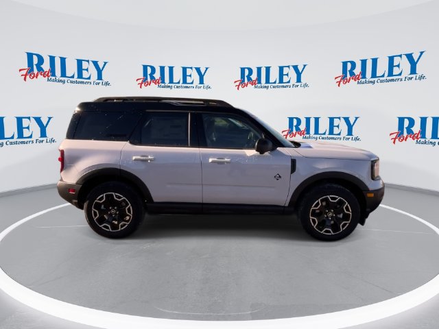 New 2026 Ford Bronco Sport Outer Banks w/ Outer Banks Tech Package+ AWD/4WD image 9