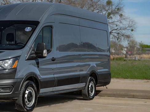 Used 2020 Ford Transit 250 148 High Roof Extended image 7