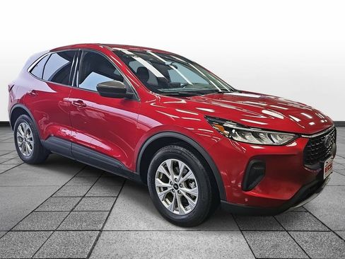 Used 2023 Ford Escape Active image 3