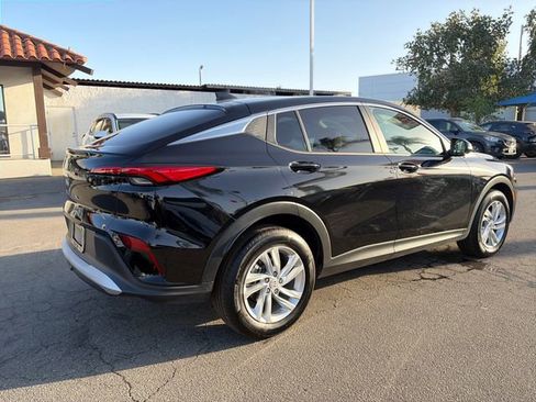 Used 2025 Buick Envista Sport Touring FWD image 5