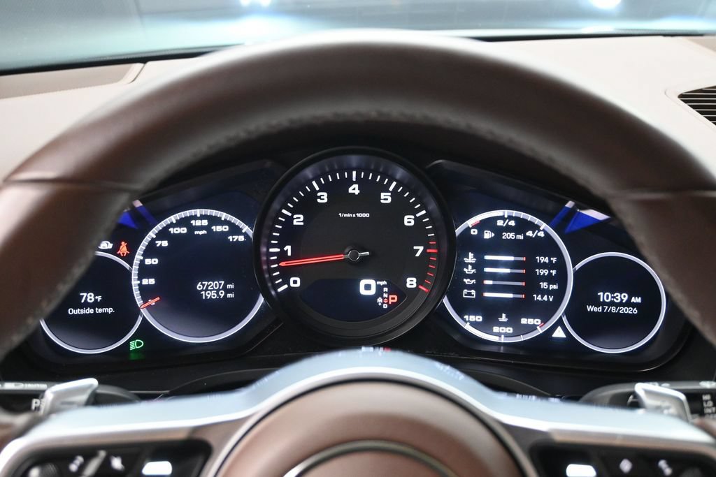Used 2023 Porsche Cayenne AWD/4WD image 13