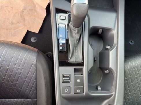 New 2026 Nissan Sentra SV FWD image 17