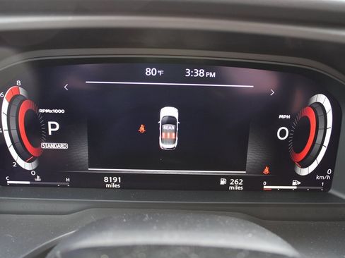 Used 2025 Nissan Rogue SL w/ SL Premium Package image 10