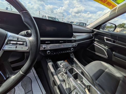 Used 2023 Kia Telluride S w/ S Sunroof Package AWD/4WD image 14