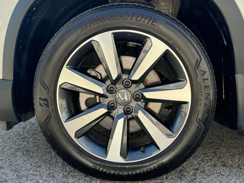 Used 2023 Honda Pilot Elite image 10