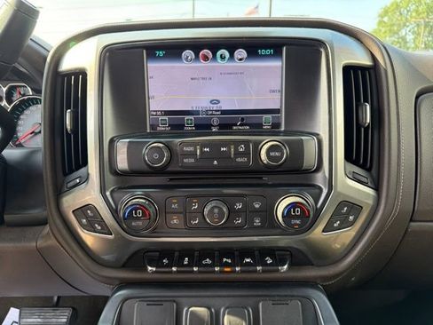 Used 2016 Chevrolet Silverado 1500 LTZ Z71 w/ LTZ Plus Package AWD/4WD image 19