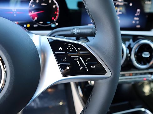 New 2026 Mercedes-Benz CLA 250 4MATIC image 34