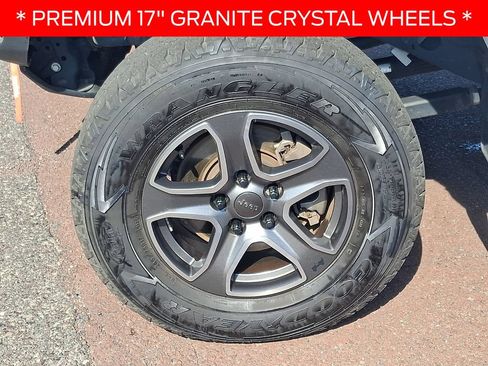 Used 2020 Jeep Gladiator Rubicon w/ LED Lighting Group AWD/4WD image 8