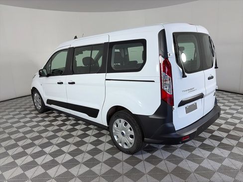 Certified 2022 Ford Transit Connect XL FWD image 5