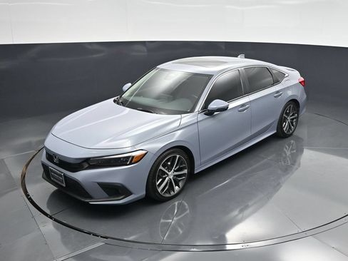 Used 2024 Honda Civic Touring image 37