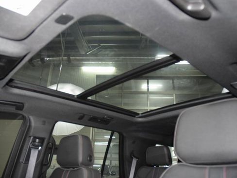 Used 2023 Chevrolet Tahoe RST image 50