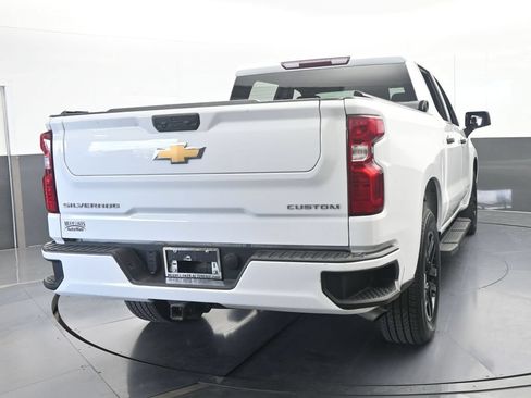 Used 2024 Chevrolet Silverado 1500 Custom RWD image 5