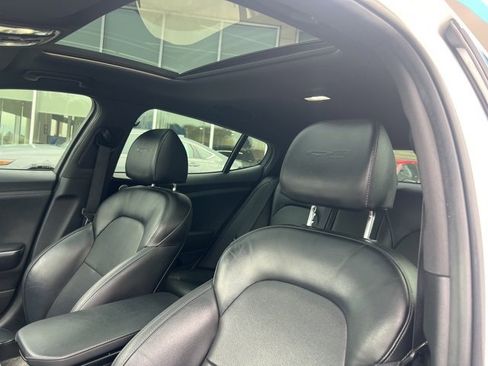 Used 2020 Kia Stinger GT-Line w/ Sun & Sound Package image 14