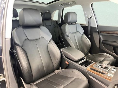 Used 2018 Audi Q5 2.0T Premium Plus w/ Premium Plus Package image 9