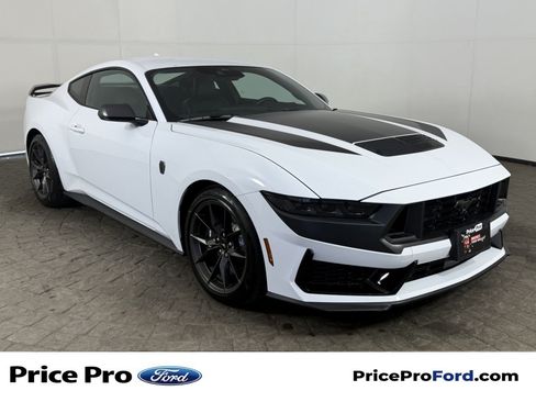 Used 2024 Ford Mustang Dark Horse RWD image 1