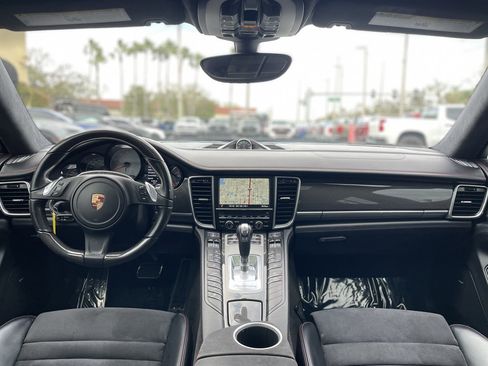 Used 2015 Porsche Panamera GTS image 6