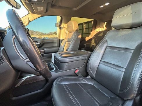Used 2022 GMC Sierra 2500 Denali w/ Denali Ultimate Package image 12