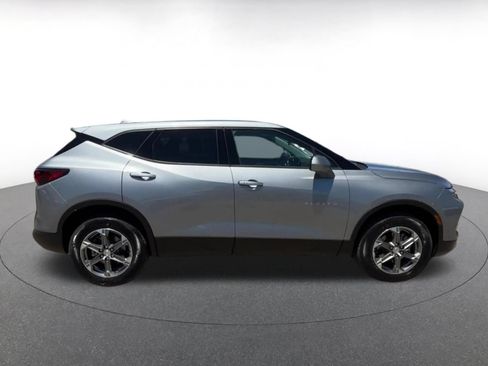 Used 2026 Chevrolet Blazer LT AWD/4WD image 16