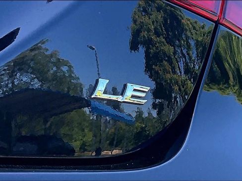Certified 2022 Toyota Camry LE FWD image 9