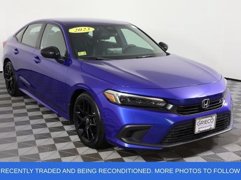 Used 2023 Honda Civic Sport image 1