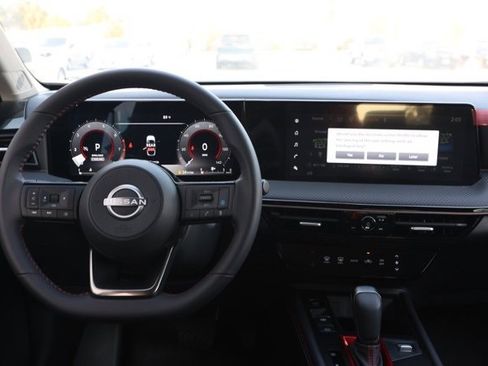 New 2025 Nissan Kicks SR image 22