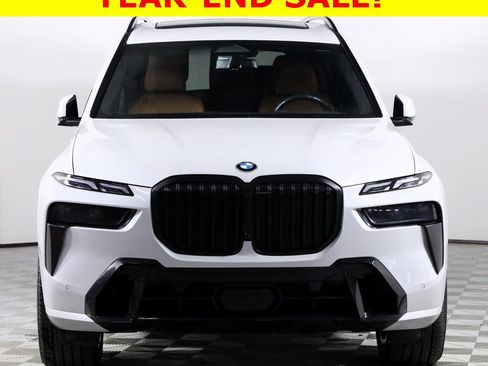 Used 2023 BMW X7 xDrive40i w/ Executive Package image 2