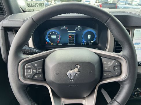 New 2025 Ford Bronco Outer Banks image 16