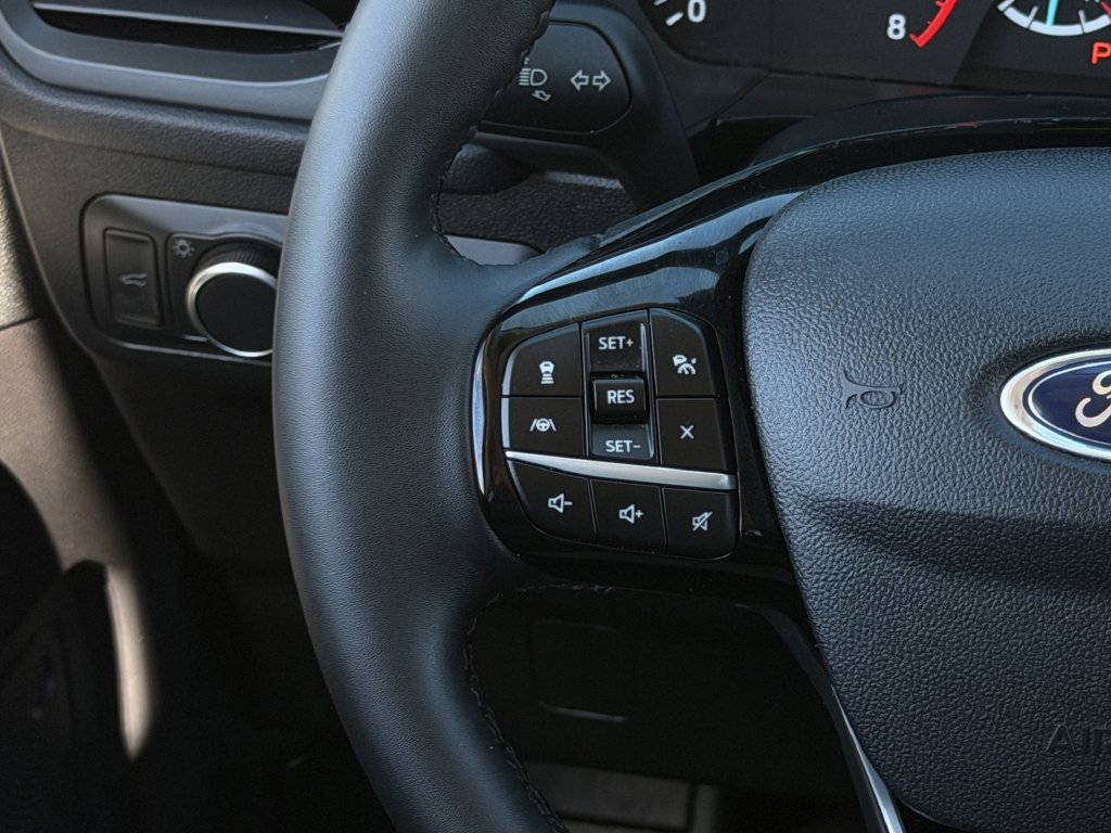 Used 2022 Ford Escape SE w/ Convenience Package FWD image 14