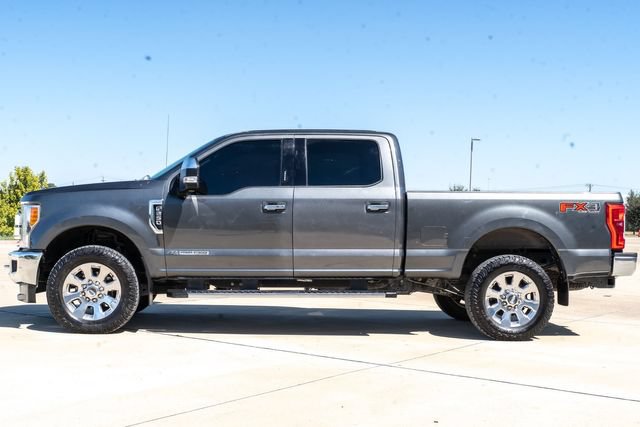 Used 2017 Ford F250 Lariat w/ Lariat Ultimate Package AWD/4WD image 5