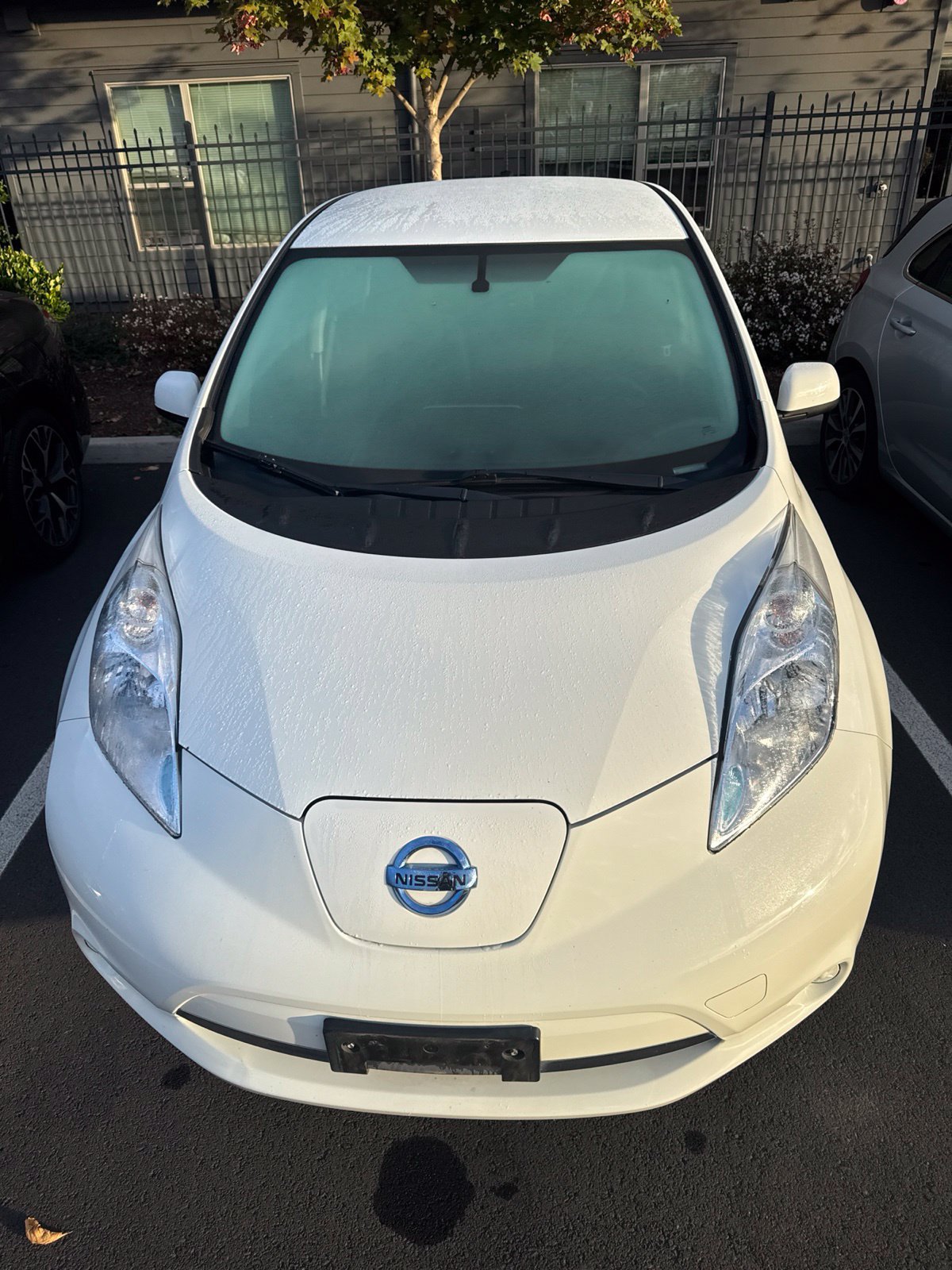 Used 2016 Nissan Leaf SV FWD image 3