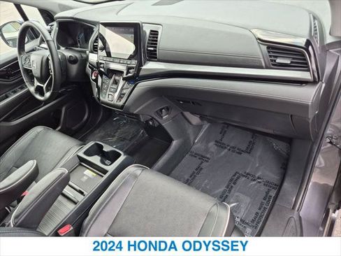 Certified 2024 Honda Odyssey Elite image 26