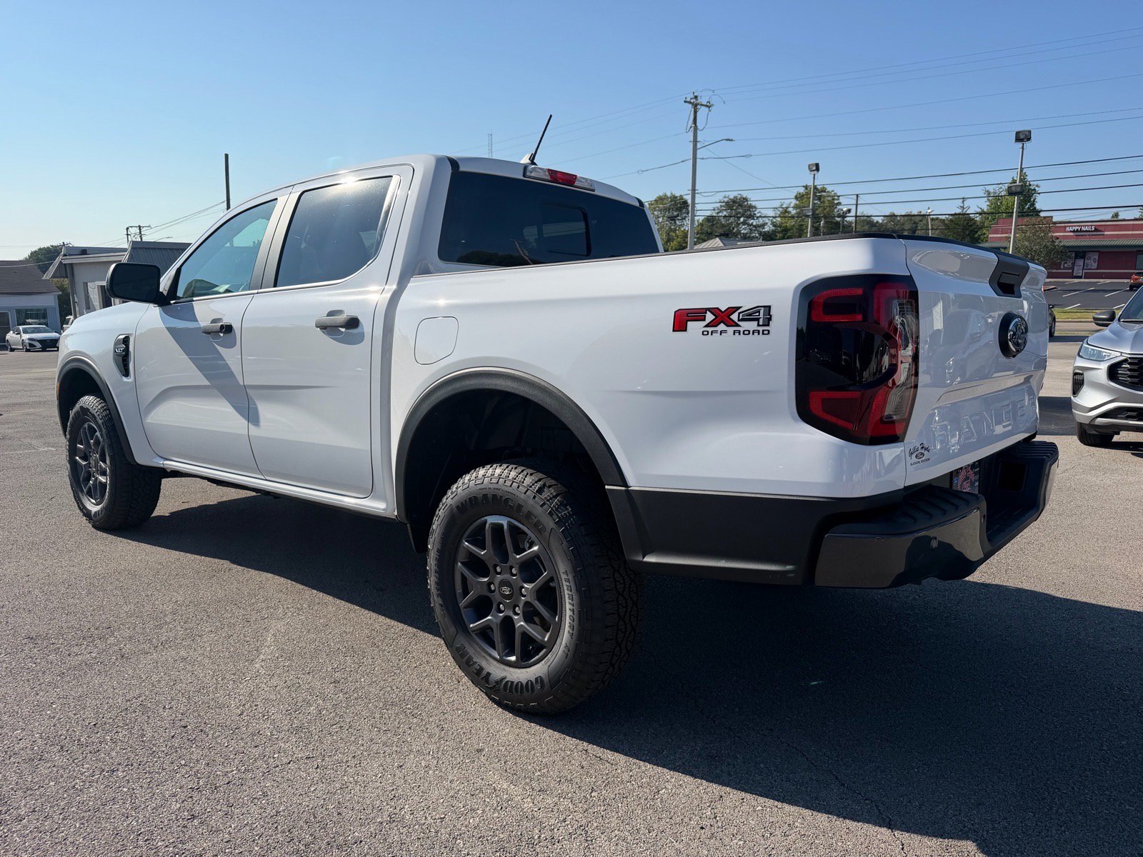 New 2026 Ford Ranger XLT w/ FX4 Off-Road Package AWD/4WD image 9