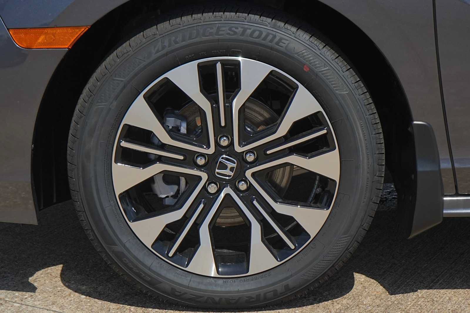 New 2027 Honda Odyssey Elite image 7